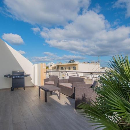 Kernice Penthouse With Sea And Country Views Of Xghajra 外观 照片