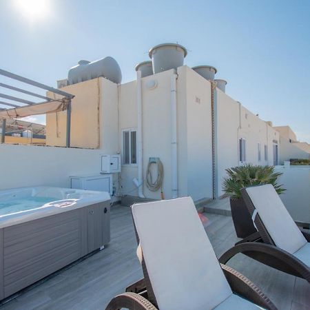 Kernice Penthouse With Sea And Country Views Of Xghajra 外观 照片