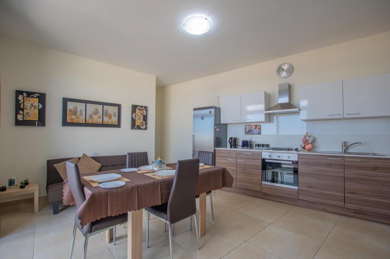 Kernice Penthouse With Sea And Country Views Of Xghajra 外观 照片