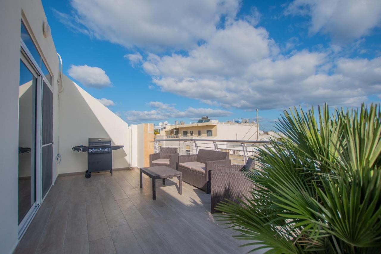 Kernice Penthouse With Sea And Country Views Of Xghajra 外观 照片