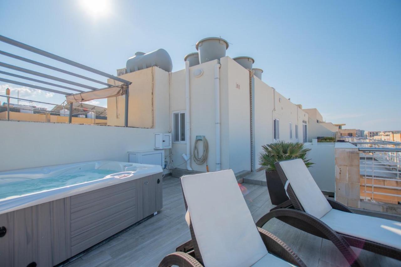 Kernice Penthouse With Sea And Country Views Of Xghajra 外观 照片