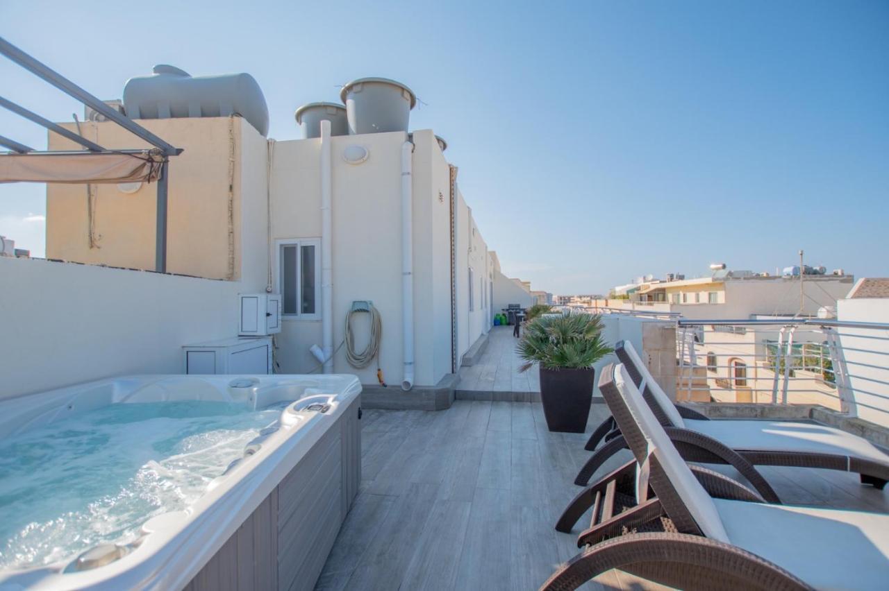 Kernice Penthouse With Sea And Country Views Of Xghajra 外观 照片